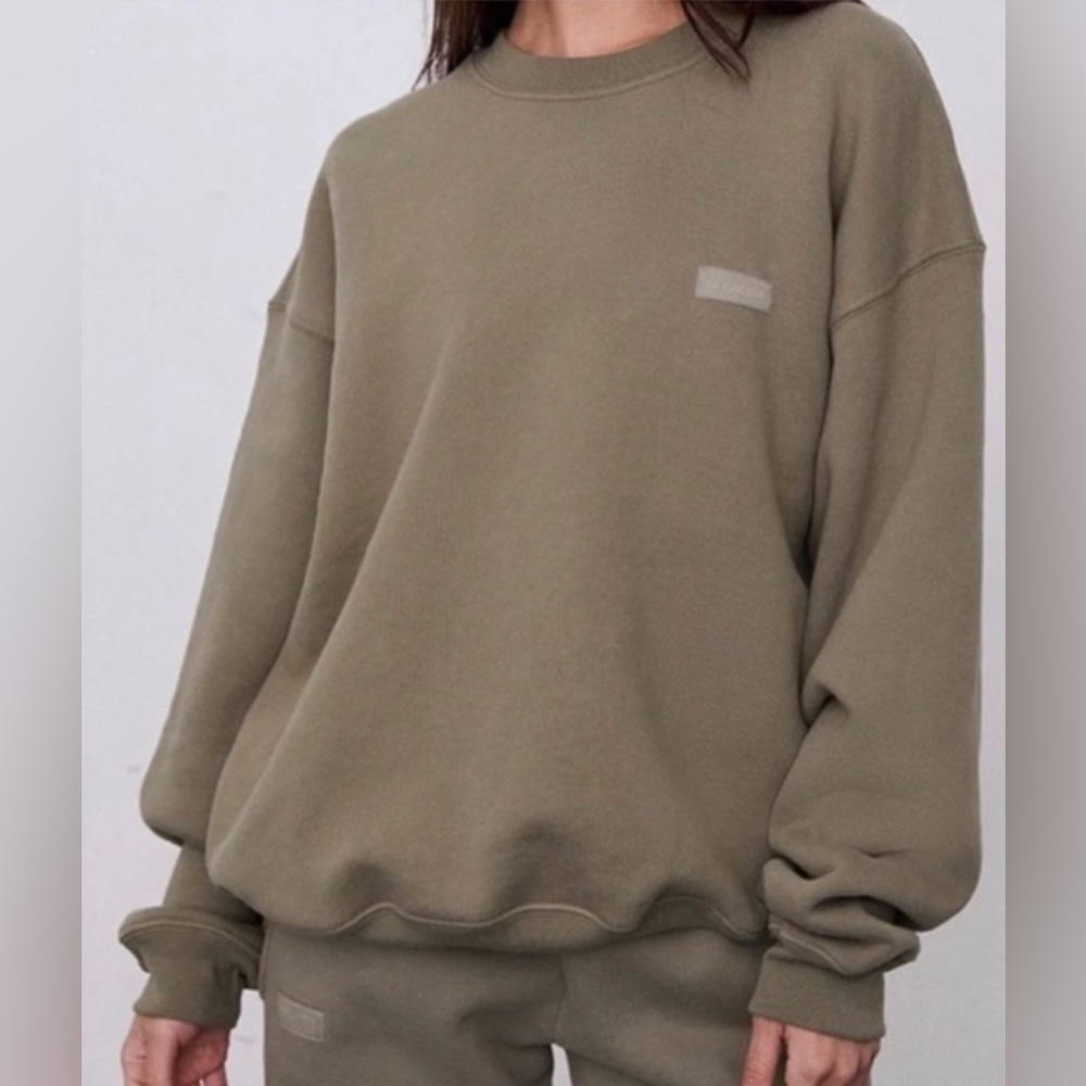 SET Active Sage Crewneck - Size M - Sold Out